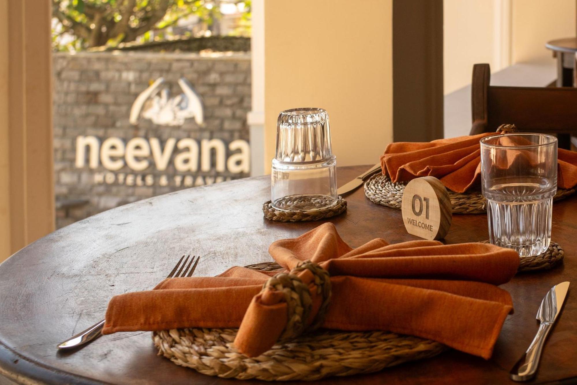 Neevana Hotel 希克杜沃 外观 照片