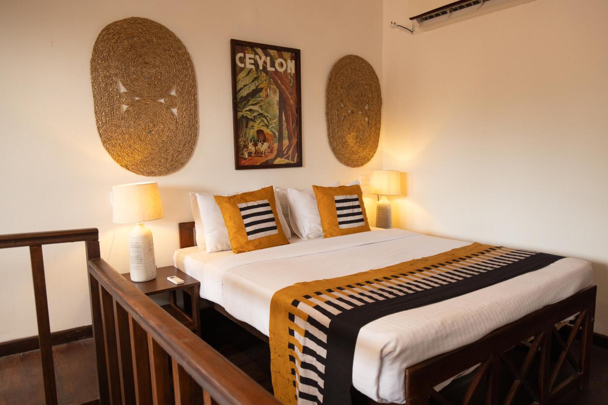 Neevana Hotel 希克杜沃 外观 照片