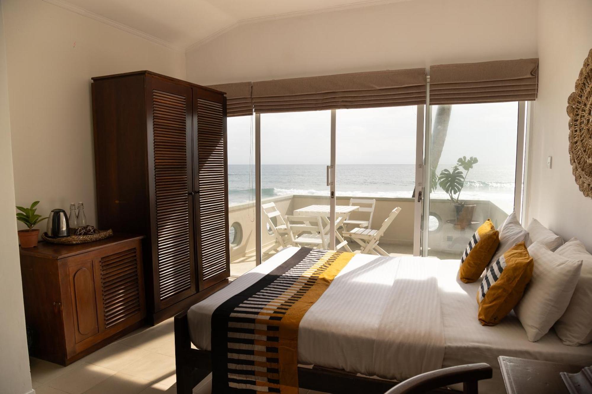 Neevana Hotel 希克杜沃 外观 照片